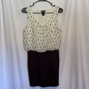 Wet Seal Sleeveless Cross Print Blouson Bodycon Dress Size M Black & White
